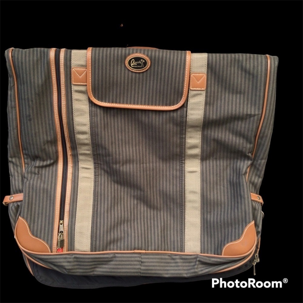 Ricardo Beverlyhills Vintage Wardrobe Carriers